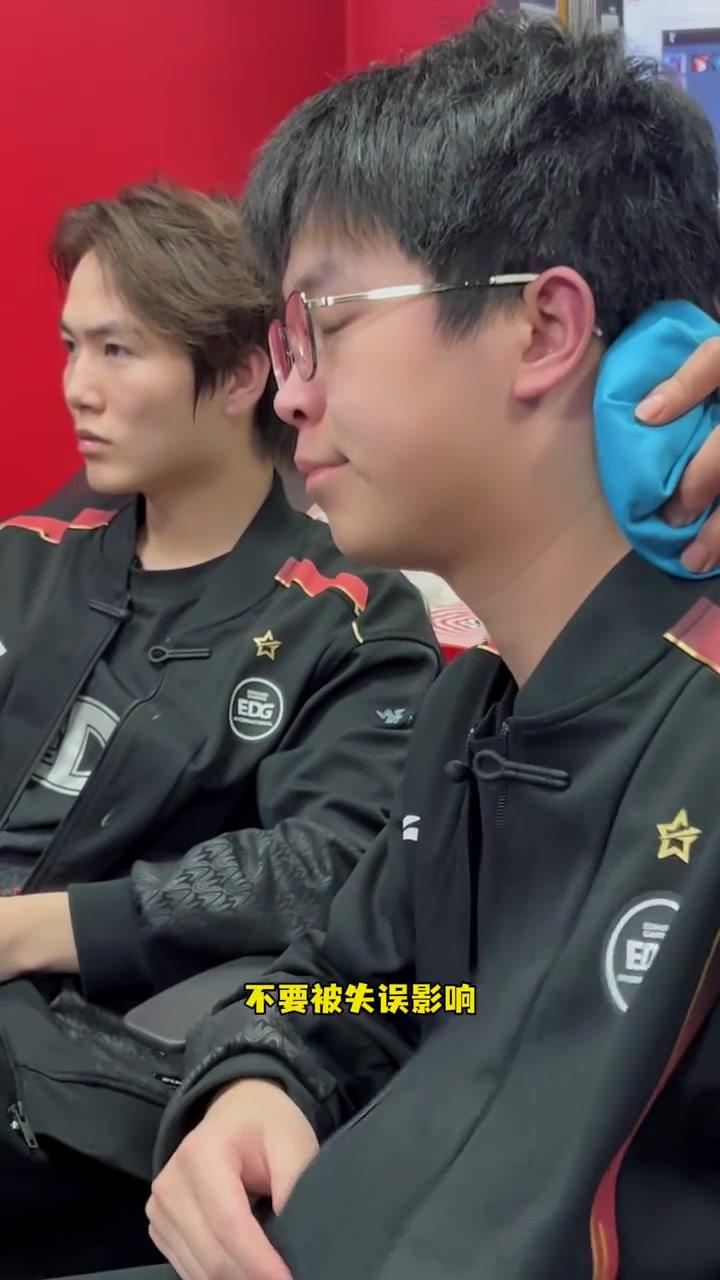 CLG翻盘TL，Elk完成史诗逆转强强对话2025世界赛，留下经典瞬间